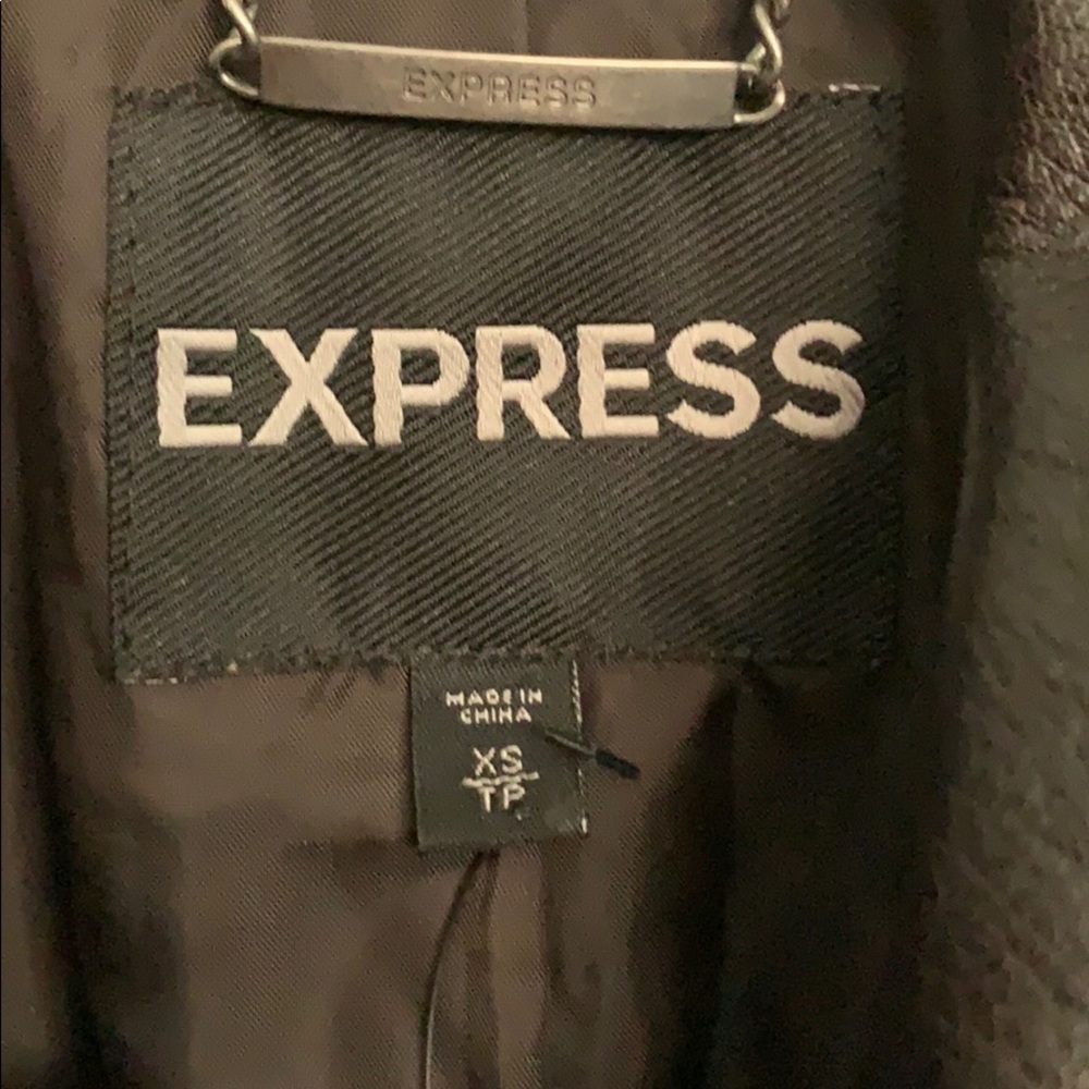 Leather jacket - Picture 2 of 5